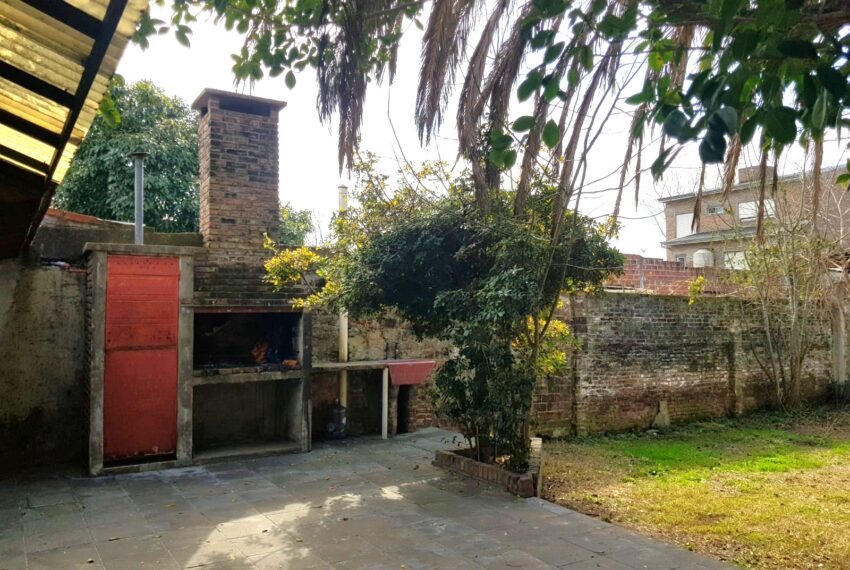 6dc35cdc-4a51-4f68-86c4-04e2e30be83b