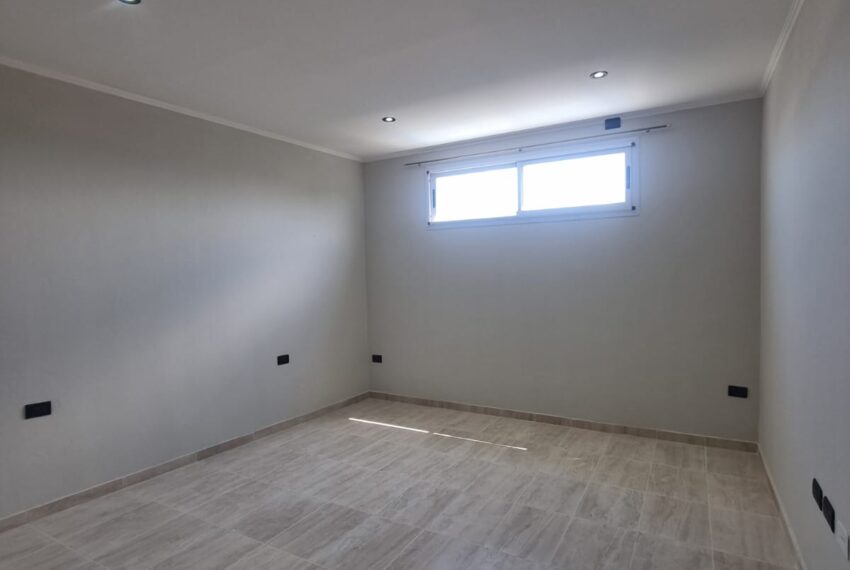 WhatsApp Image 2025-02-21 at 12.57.22 (1)